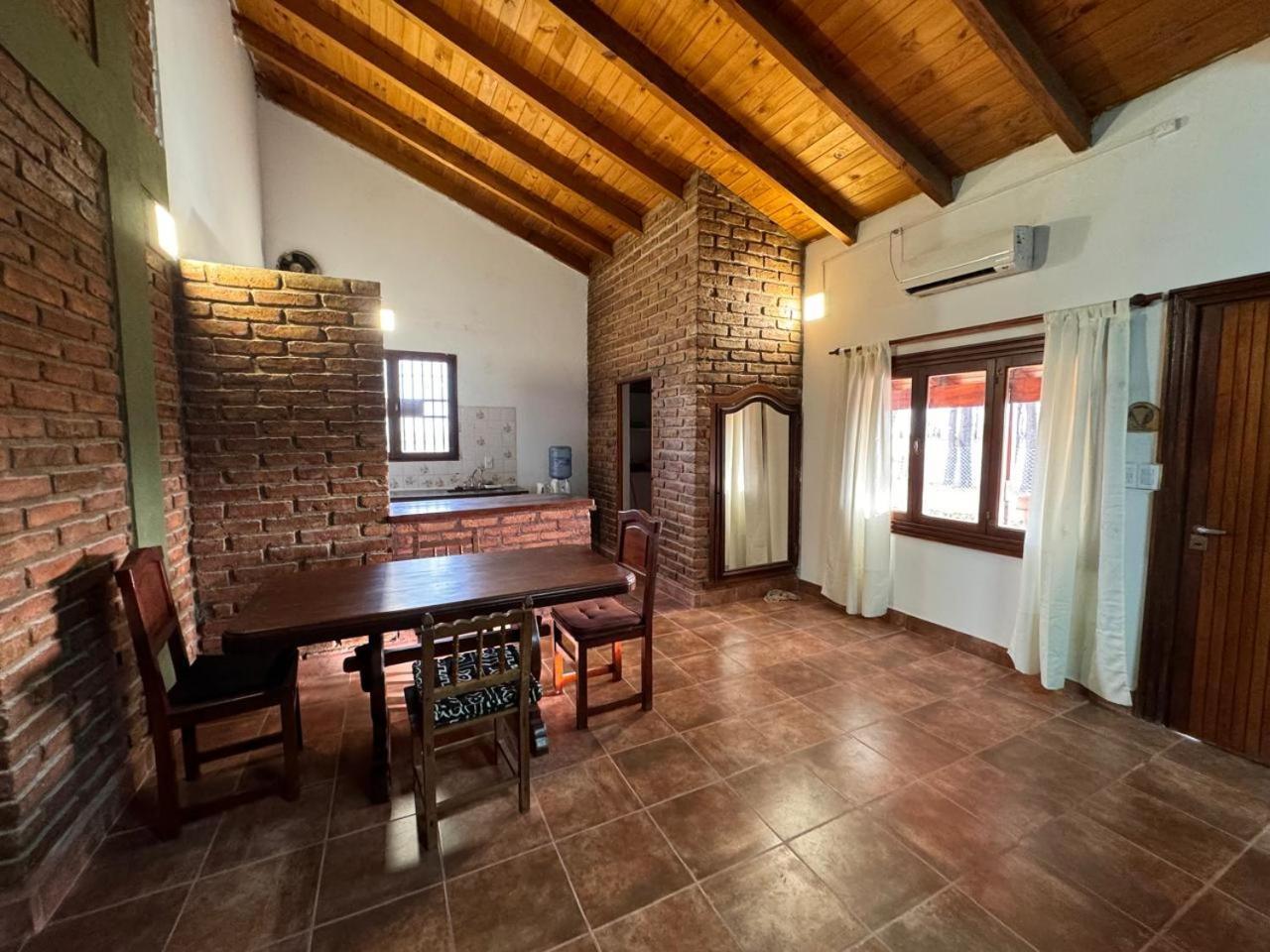Casa De Campo Catriel * Catriel