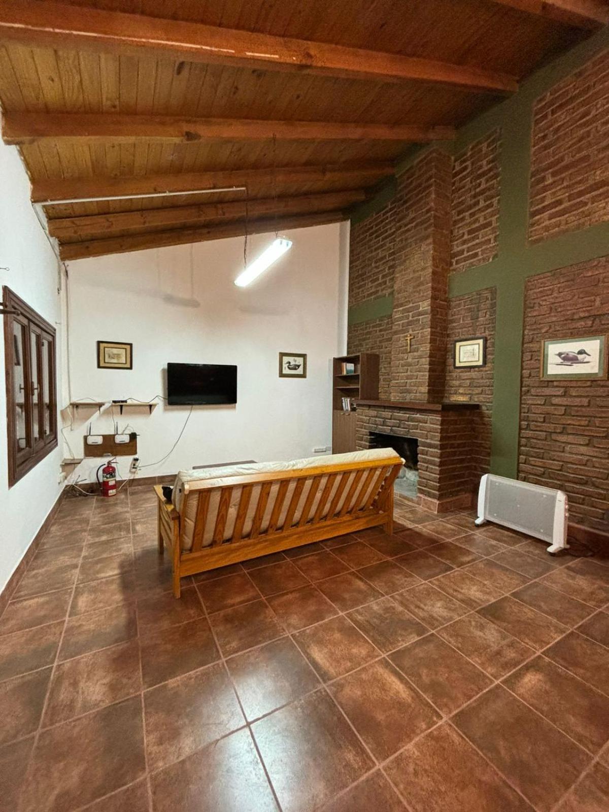 Casa De Campo Catriel * Catriel